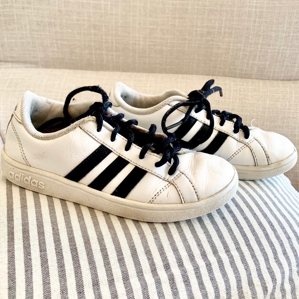 Kids adidas size 12